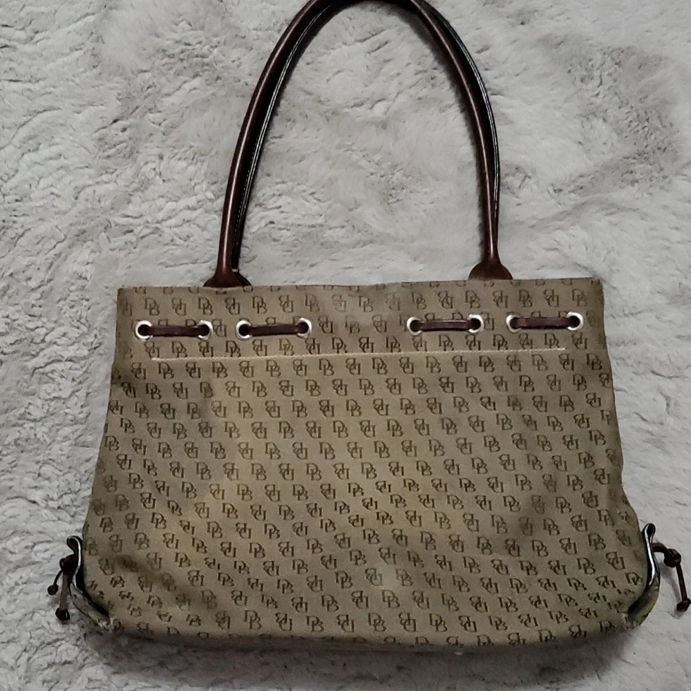 DOONEY & BOURKE monogram tassel tote bag